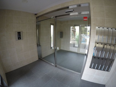 【エントランス】 | リデアル中津