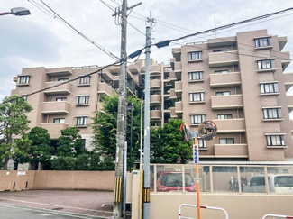 【外観】 | 公園に隣接したマンションです♪