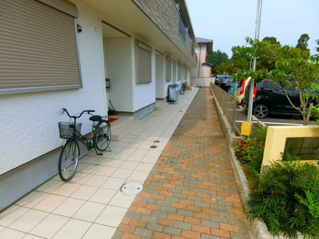 カシーナテラス関茶屋のエントランス