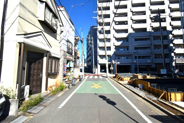 丸山2丁目・新築戸建の前面道路含む現地写真