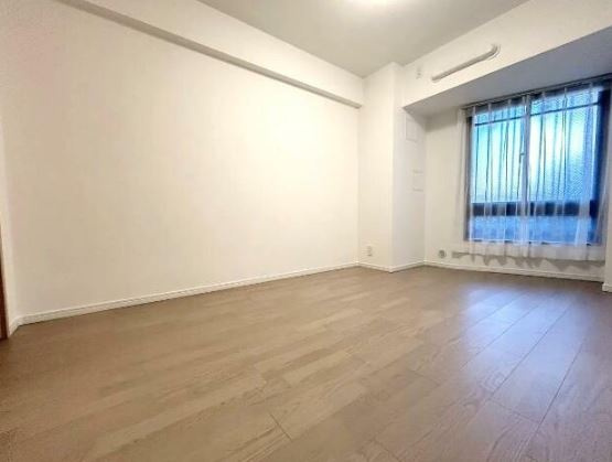 【中古マンション】モア・ステージ川越グランデュールの洋室|6.7帖洋室です！主寝室にいかがでしょうか♪