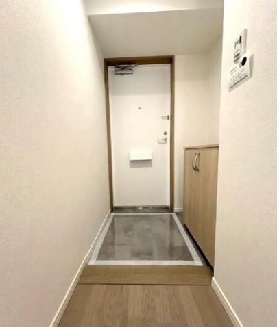 【中古マンション】モア・ステージ川越グランデュールの玄関|スッキリした玄関ホールです！