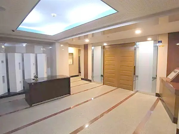 日本橋三越前アムフラット壱番館　5階　角　部屋　リ　ノベーションのエントランス