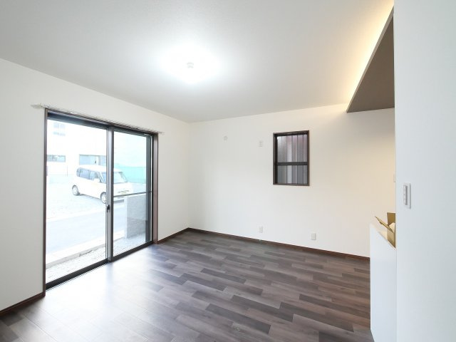 R＆Kならまちの居間・リビング|ゆったり過ごせる居間です