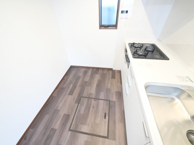 R＆Kならまちのキッチン|広々としたキッチンスペースです。