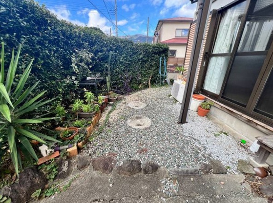 【庭】 | 東伊豆町奈良本　戸建