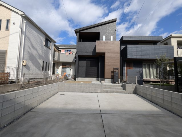 名古屋市第3名東区香流の外観