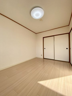 【洋室】 | プレジール塩屋