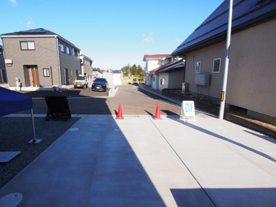 【前面道路含む現地写真】 | Felidia Garden　伊達市箱崎　６号棟