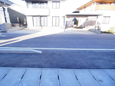 【前面道路含む現地写真】 | Felidia Garden　伊達市上志和田　１号棟