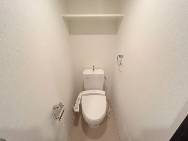 アドバンス新大阪3　仲介手数料無料のトイレ