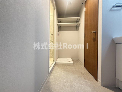 【洗面所】 | OC RESIDENCE R HAMAGUCHI | 広い洗面スペース