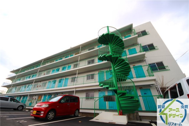 皐月マンションの外観