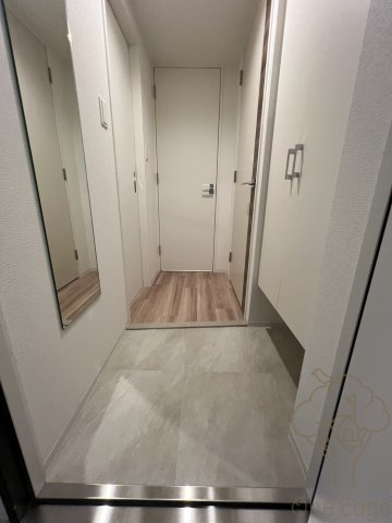 セレニテ東三国ミラクの玄関