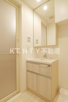 【洗面所】 | ＰＲＥＭＩＵＭ　ＣＵＢＥ大井町＃ｍｏ | 忙しい朝には欠かせない洗面所です