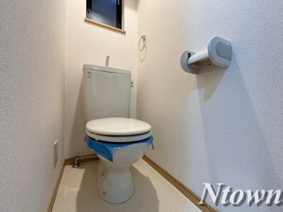 【トイレ】 | メイベール栄生 | 清潔感のあるトイレです