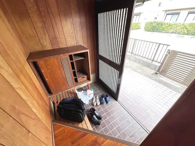 中古戸建　大垣市本今三丁目　昭和57年築の玄関