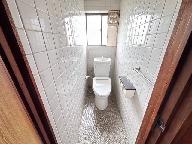 中古戸建　大垣市本今三丁目　昭和57年築のトイレ