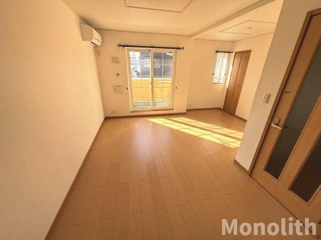 イジュデタッチの居間・リビング