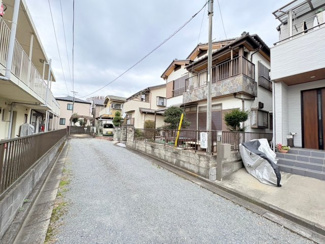 【前面道路含む現地写真】