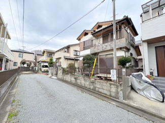 【前面道路含む現地写真】