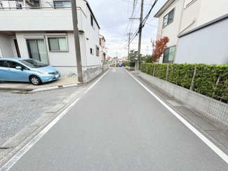 【前面道路含む現地写真】