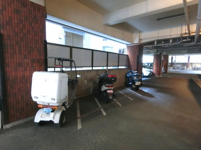 【その他共用部分】 | バイク置き場