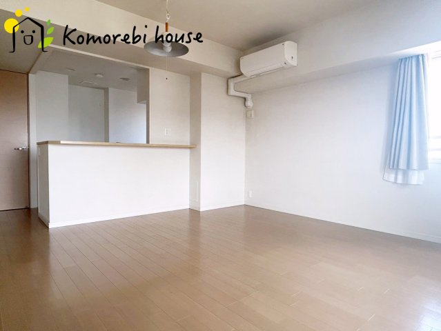 プラウド宮原ガーデニアの居間・リビング|居間です