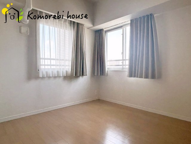 プラウド宮原ガーデニアの洋室|使い勝手のいい洋室です