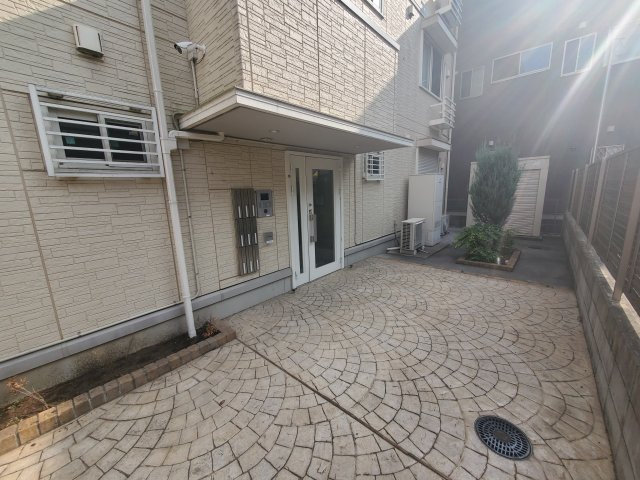 シャルマンK・Sのエントランス|毎日通るエントランスはこのようになっています