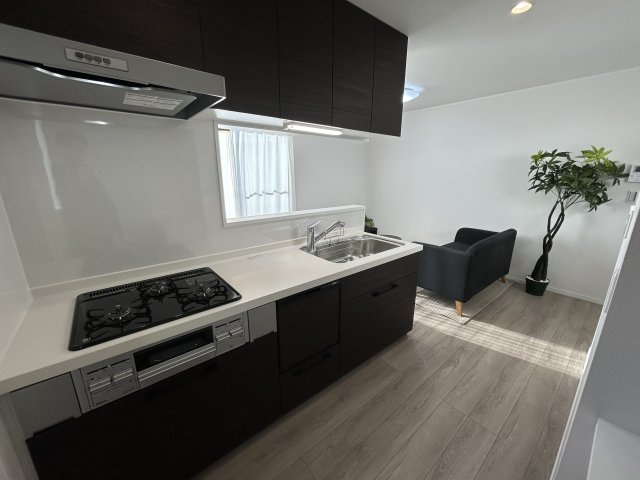 ◆完成済み◆価格改定◆泉区中田東4丁目　新築戸建　3320万円のキッチン|お料理しやすい広々キッチン！