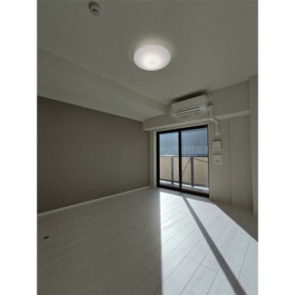 【洋室】 | フレンシア西宮北口