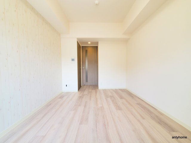 プレサンス大阪都島エレナード　仲介手数料無料の洋室