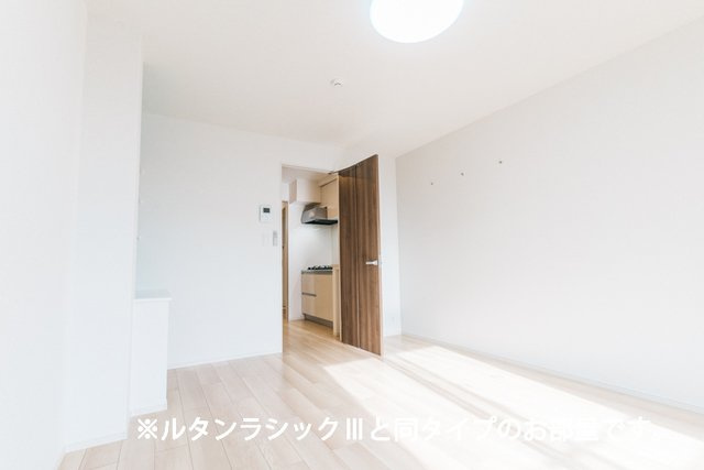 プラン　デ　エピの居間・リビング