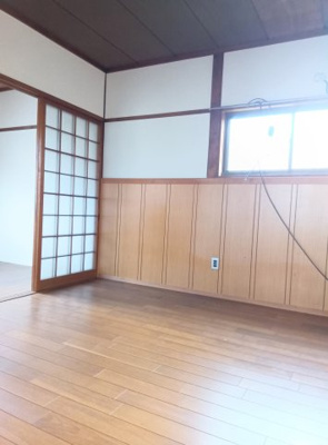 【洋室】 | 新緑と光のカサ・フェリーチェ