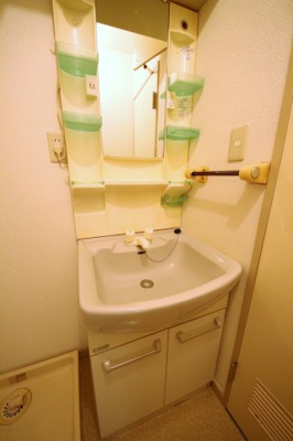 【洗面所】 | ロイヤルコーポ渡辺 | 同タイプ参考写真