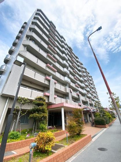 コーシャハイツ高見３6の外観
