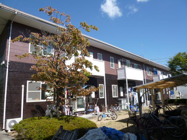 倉敷市児島稗田町のアパートの外観