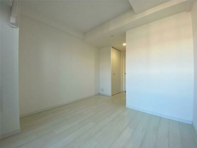 【居間・リビング】 | S-RESIDENCE新大阪WEST | ゆったりとした居間です