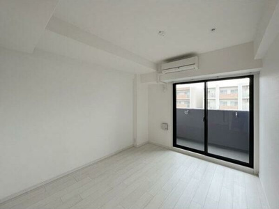 【洋室】 | S-RESIDENCE新大阪WEST