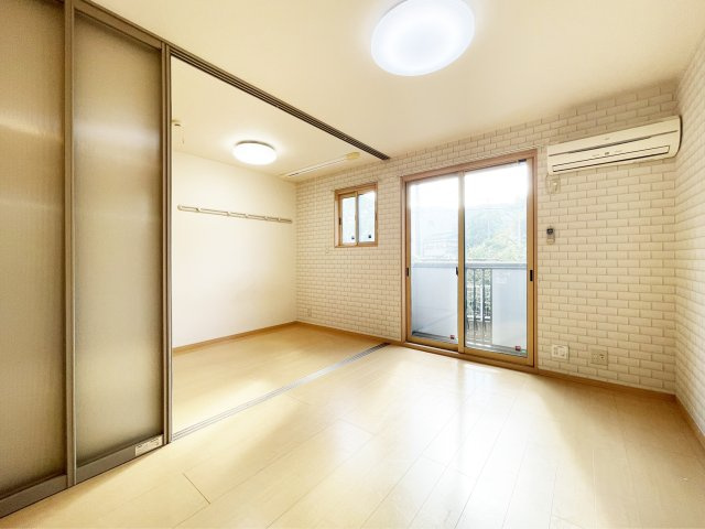 アクシス南島田　Ｄ棟の居間・リビング