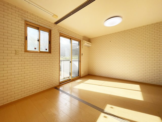 アクシス南島田　Ｄ棟の居間・リビング