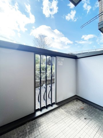 アクシス南島田　Ｄ棟のバルコニー