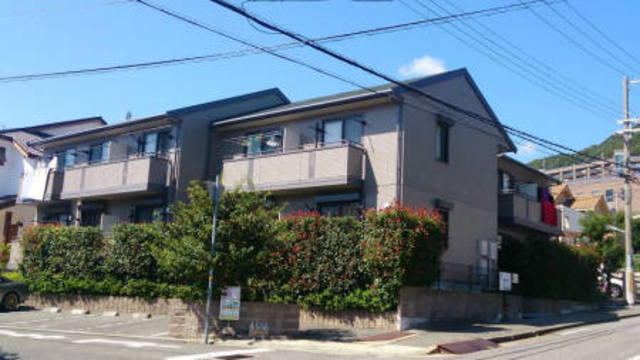 セジュール西岡本