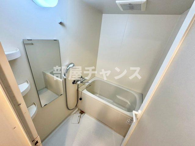 ライブコート泉の浴室