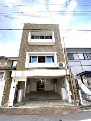 【外観】 | 吉田中大路町　中古戸建【鉄骨造★屋上付き住宅】