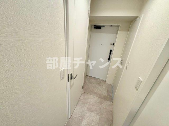 ISM平安通（ビーロット平安通レジデンス）の玄関