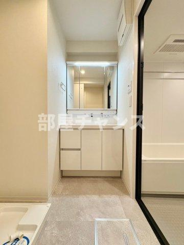 ISM平安通（ビーロット平安通レジデンス）の独立洗面台