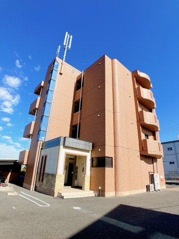 グラン・リーオの外観