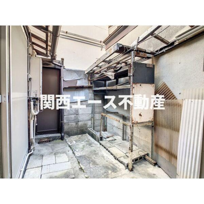 【庭】 | 末広町貸家